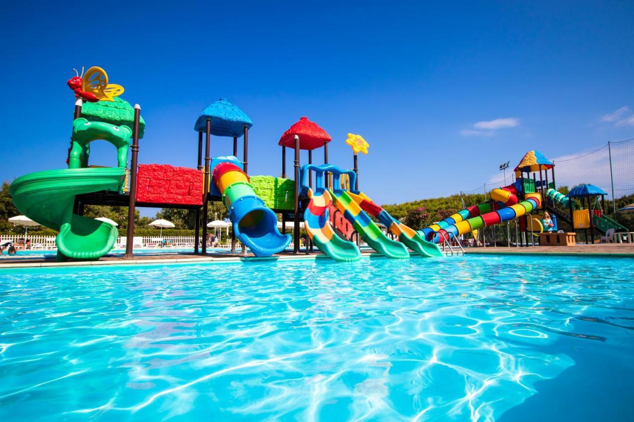Village & Camping La Foce Valledoria  Εξωτερικό φωτογραφία